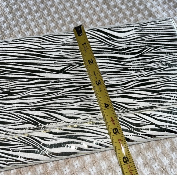 Carlos Falchi tote and handbag great from day to night set in excellent cond - Picture 11 of 12